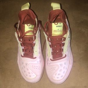 NWOT Air Jordan’s Delta 2